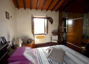 P1080012.jpg - Casa indipendente Scarperia e San Piero - foto 7