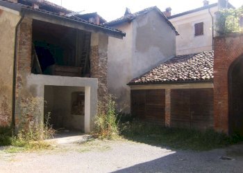 Historic Palace Carrù - photo 9