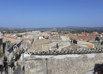 20231020_150031.jpg - Villa Via Nicolò Zocco 3434, Palazzolo Acreide - foto 18