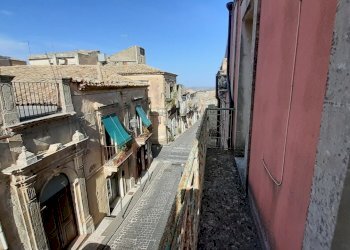 20231020_145806.jpg - Villa Via Nicolò Zocco 3434, Palazzolo Acreide - foto 19