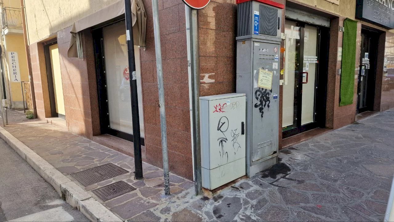 Locale Commerciale corso umberto, Montesilvano - foto 2