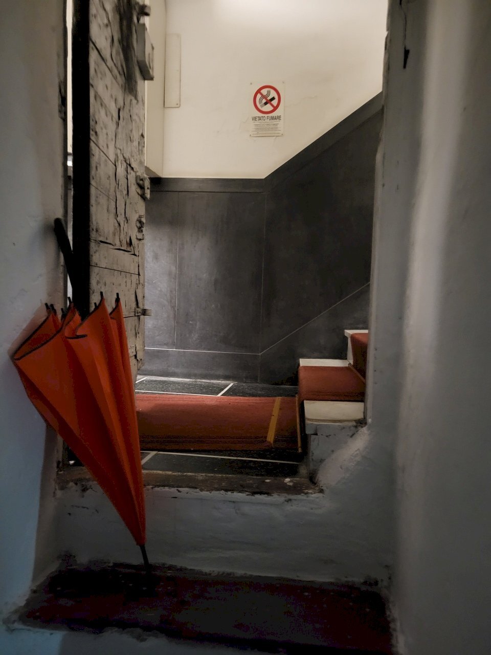 Magazzino Piazza San Lorenzo, Genova - foto 1