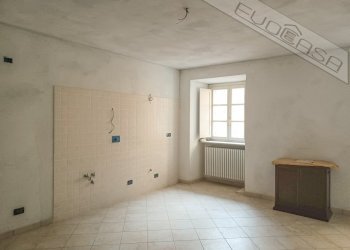 Three-room apartment via chiappera snc, Barge - photo 9