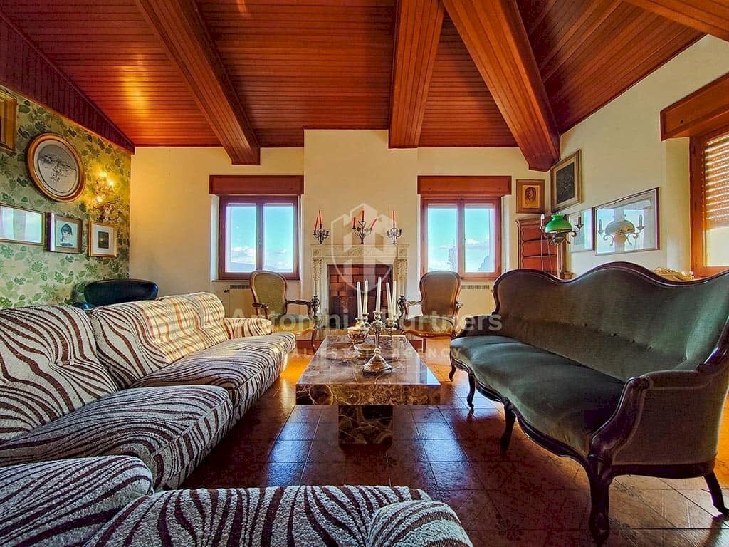 In-Vendita-elegante-attico-a-Todi-Umbria-La-torret - Attico Todi - foto 3