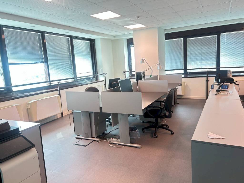 Interno non residenziale - Ufficio via Pietro Chiesa, 7, Genova (zona Sampierdarena) - foto 2