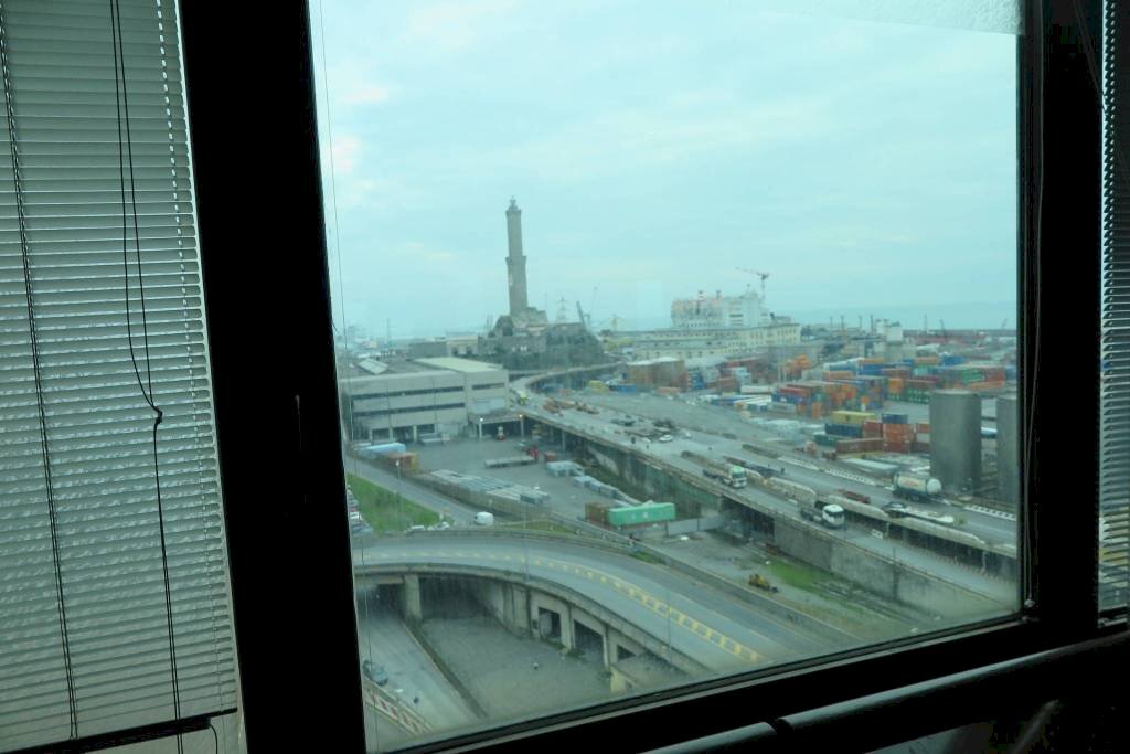 Vista - Ufficio via Pietro Chiesa, 7, Genova (zona Sampierdarena) - foto 2