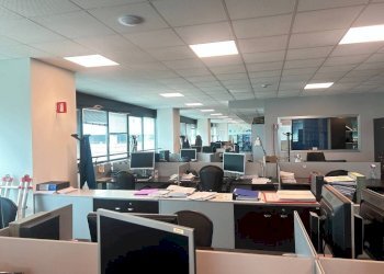 Interno non residenziale - Ufficio via Pietro Chiesa, 7, Genova (zona Sampierdarena) - foto 3