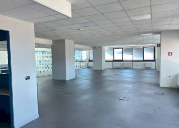 Ufficio - Ufficio via Pietro Chiesa, 7, Genova (zona Sampierdarena) - foto 34