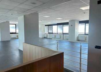 Bagno - Ufficio via Pietro Chiesa, 7, Genova (zona Sampierdarena) - foto 38