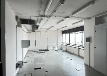Interno non residenziale - Ufficio via Pietro Chiesa, 7, Genova (zona Sampierdarena) - foto 7