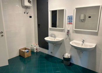 Bagno - Ufficio via Pietro Chiesa, 7, Genova (zona Sampierdarena) - foto 13