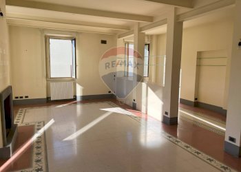 Attico via G. paglia, Lovere - foto 3