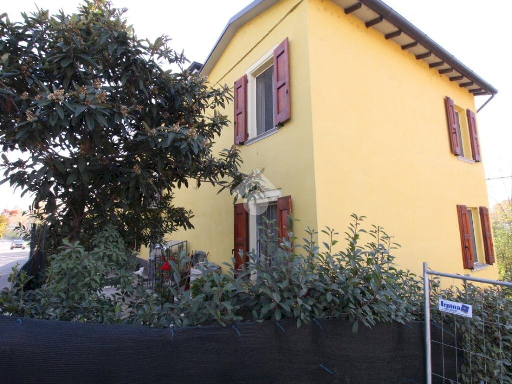Independent house Via Canale, Casalgrande - photo 1