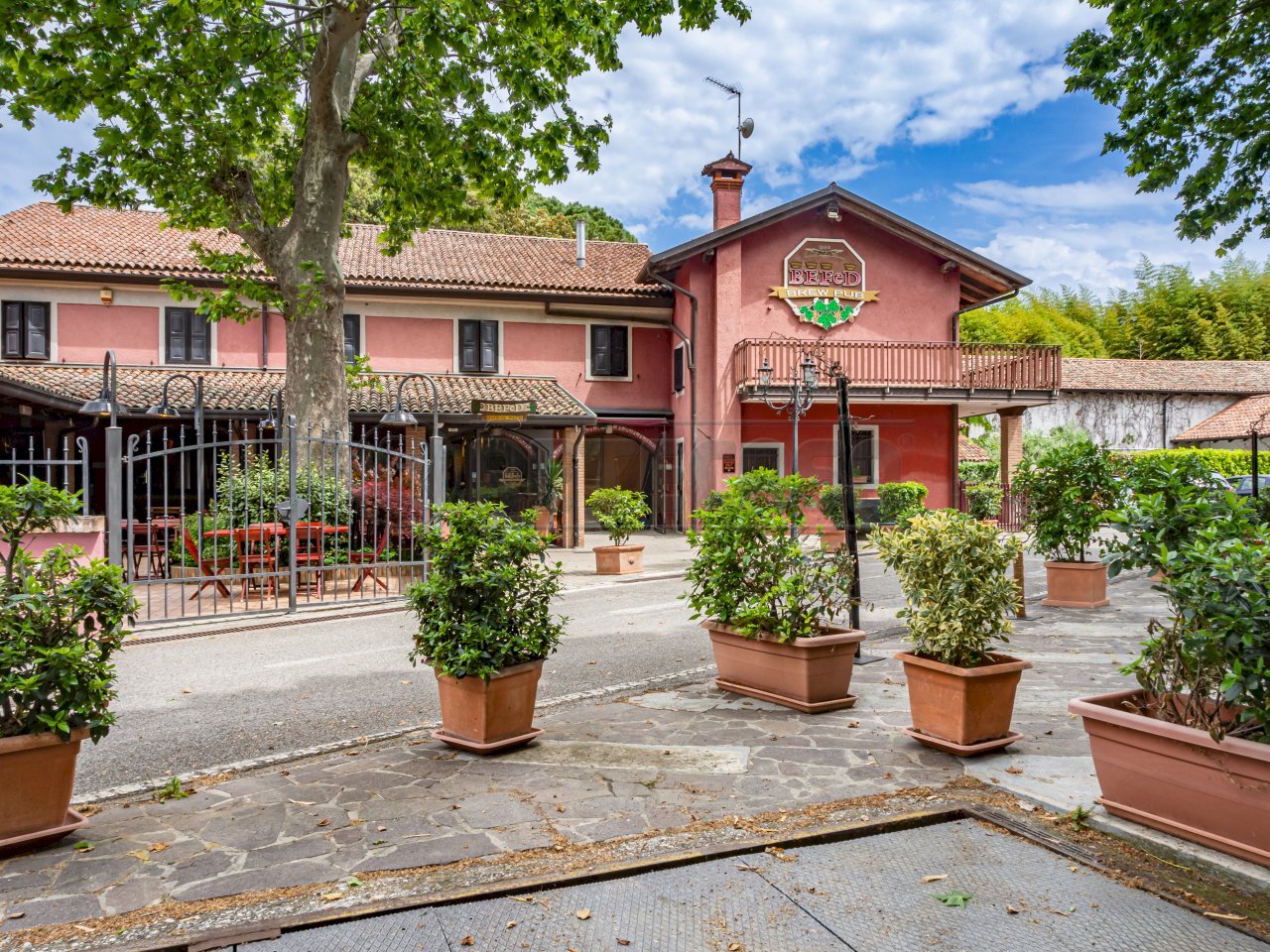 ESTERNI - Locale Commerciale Via San Lorenzo 77, Fiumicello Villa Vicentina - foto 1