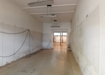 20231031_113034.jpg - Capannone Viale Duca della Vittoria, Rufina - foto 1