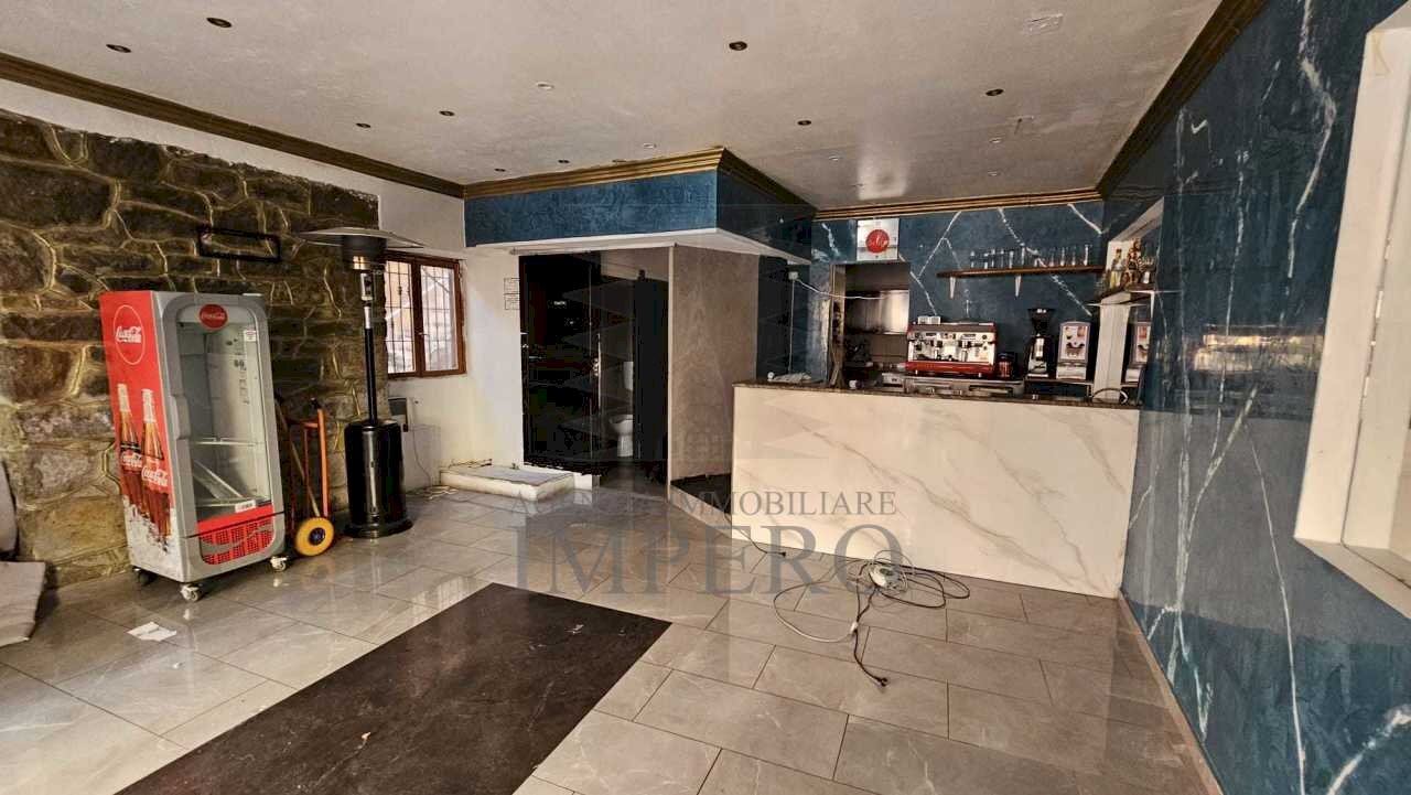 locale - Cafeteria - Cold Bar Via Giuseppe Mazzini, Ventimiglia - photo 1