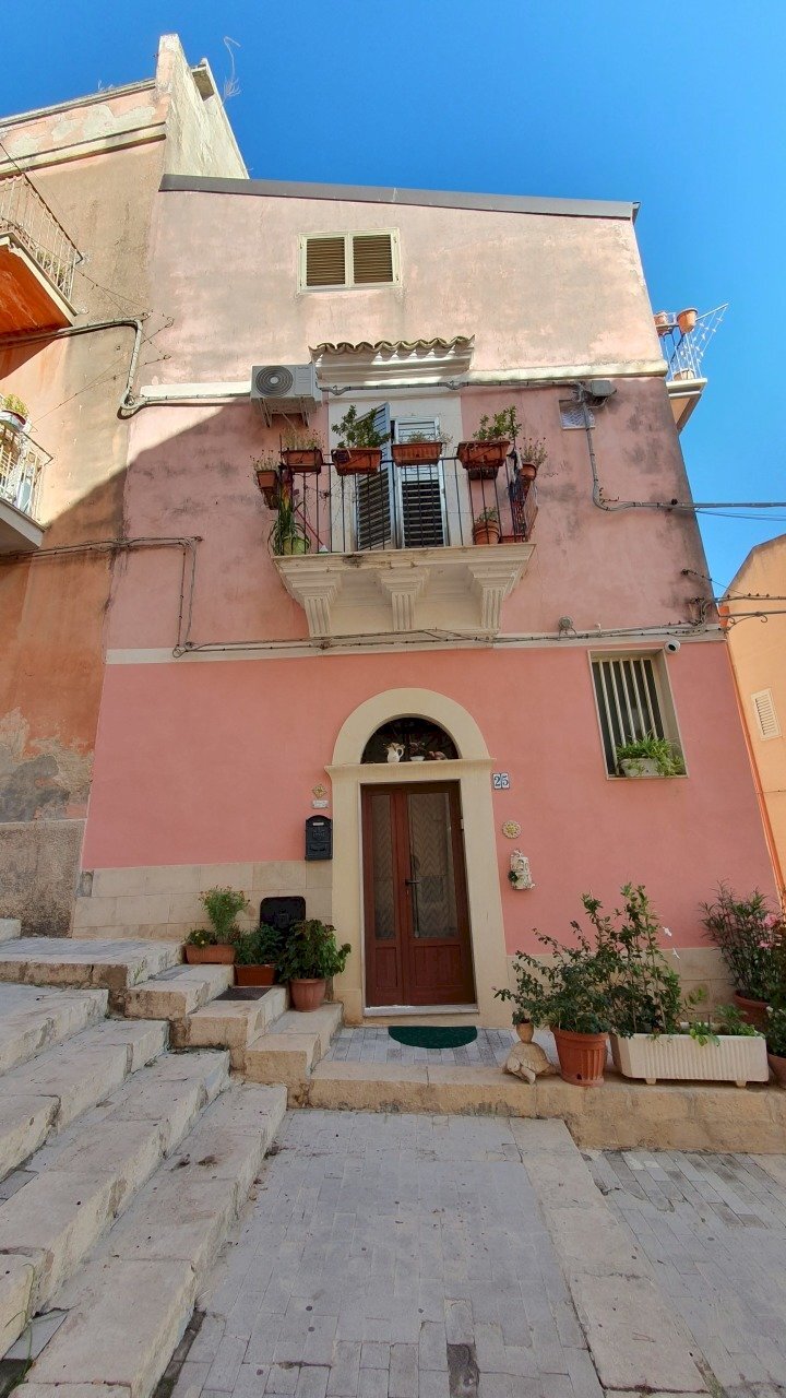 1.jpg - Porzione di casa Ragusa - foto 1
