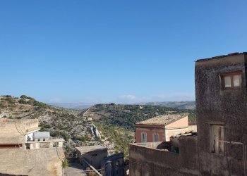 20231118_094355.jpg - Porzione di casa Ragusa - foto 4
