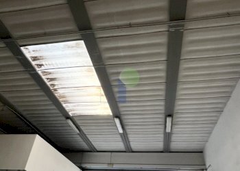 IMG_4187.jpeg - Locale Commerciale Via Razzaguta 32, Livorno - foto 9