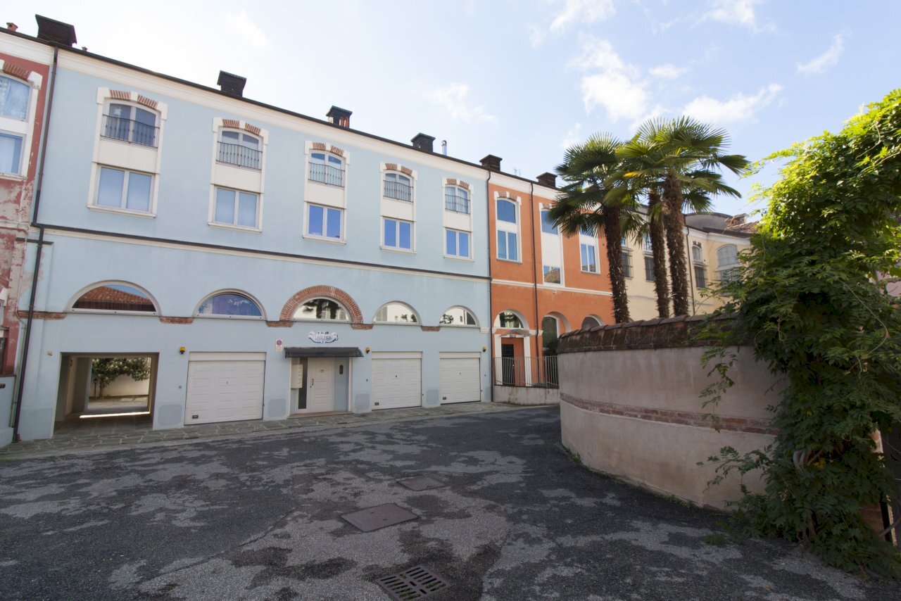 000.JPG - Attico Via della Pace 25, Cherasco - foto 1