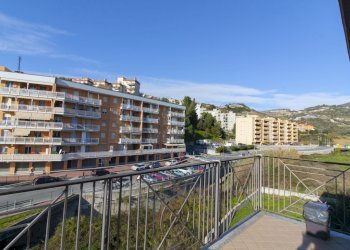 003.JPG - Appartamento Riva Ligure - foto 5