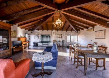 Attic Vignola - photo 20