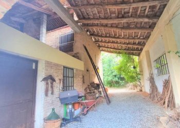 Cortile interno - Rustic Vaglio Serra - photo 24