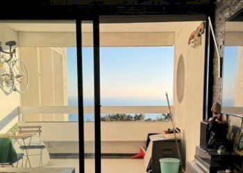 Salone - Trilocale via Emilio Salgari, 465, Genova (zona Pegli) - foto 9