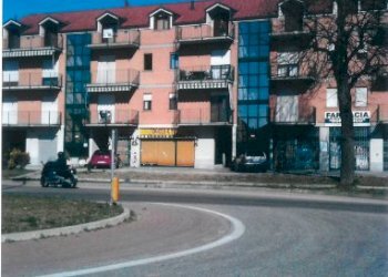 Negozio via chieri 2e, Carmagnola - foto 1