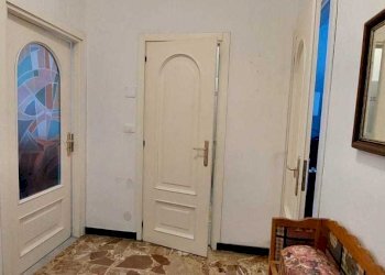 ingresso (3).jpeg - Appartamento Via Rambaldo, Imperia - foto 1