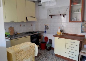 cucina (2).jpeg - Appartamento Via Rambaldo, Imperia - foto 5