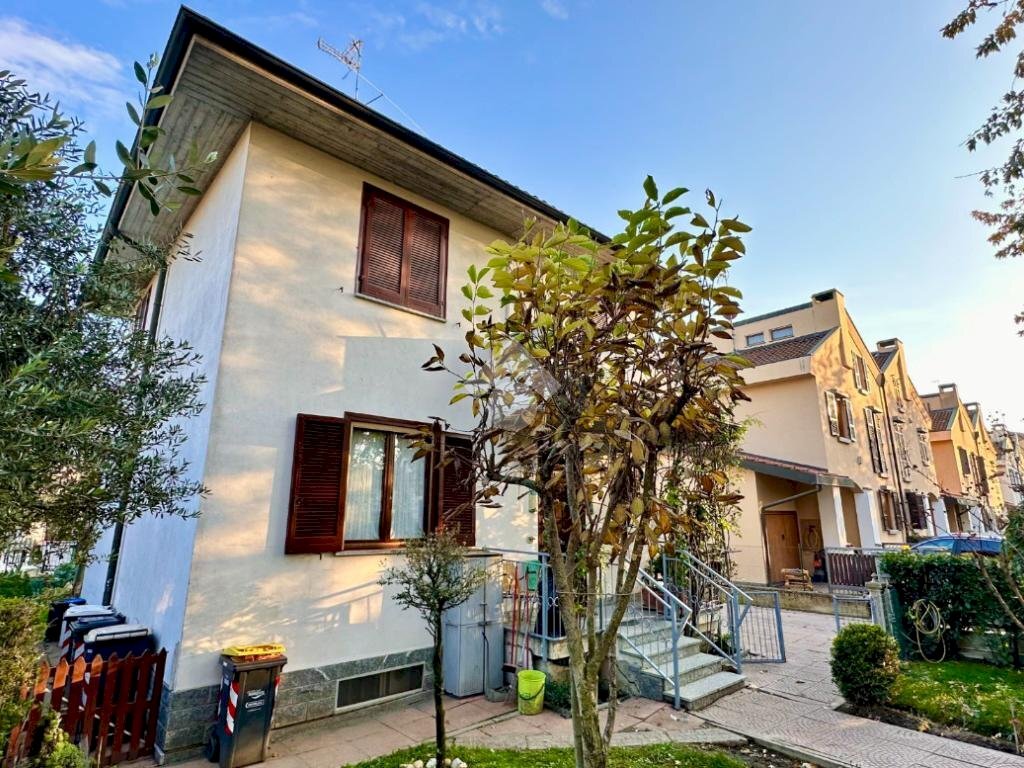Villa Via Brigata Garibaldi, Tortona - photo 2