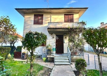 Villa Via Brigata Garibaldi, Tortona - photo 29