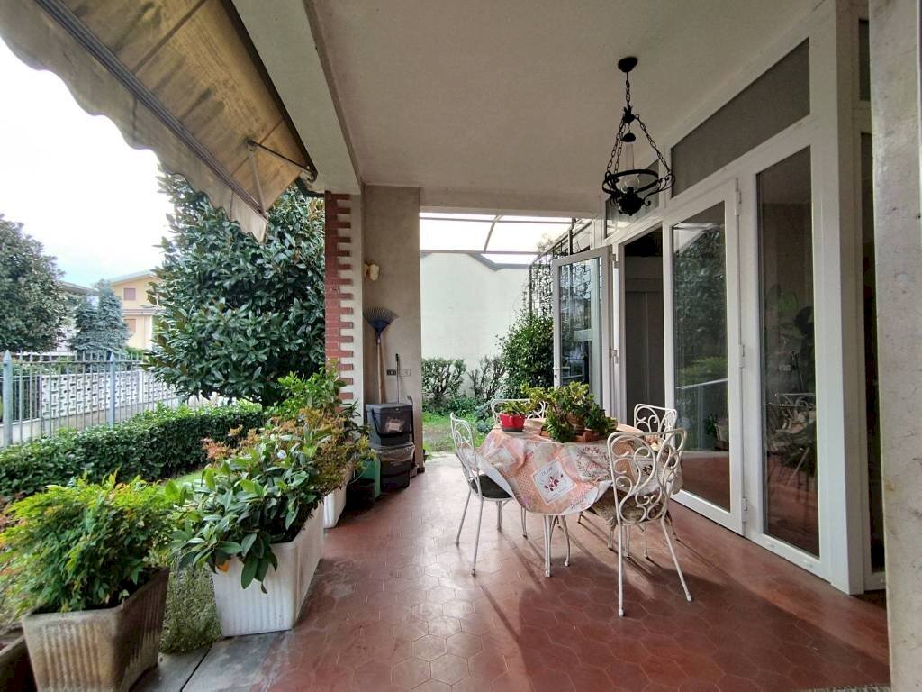 viste - Villa via Fiume, 6, Bareggio - foto 2