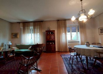 ambienti - Villa via Fiume, 6, Bareggio - foto 27