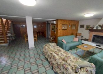 ambienti - Villa via Fiume, 6, Bareggio - foto 46