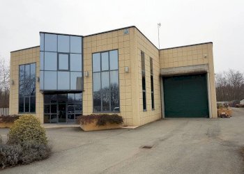 #canovaonline - Capannone strada Statale Destra Sesia, 24, Lenta - foto 2