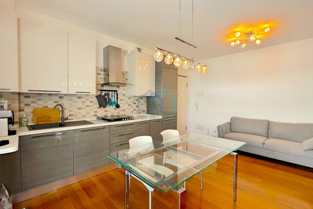 CUCINA - Quadrilocale Via Privata Vistamare 8, Savona - foto 2