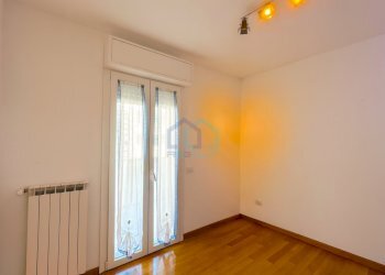 CAMERA - Quadrilocale Via Privata Vistamare 8, Savona - foto 13