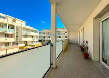 TERRAZZINO - Quadrilocale Via Privata Vistamare 8, Savona - foto 1