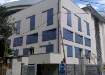 2.jpg - Box all'asta Via Antonio Pellegrini 8, Genova - foto 1