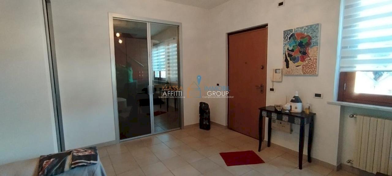 1221299-jtxj010ph.jpeg - Appartamento Via Flavio Torello Baracchini 3, Massa - foto 2