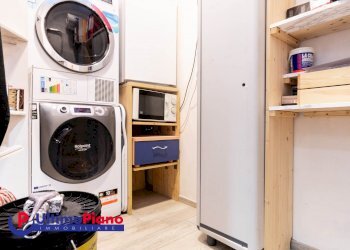 ripostiglio lavanderia - Shop Via Torre del Lebbroso 23, 23, Aosta - photo 17