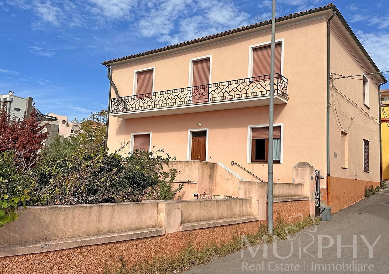 Casa indipendente Via Brigata Sassari, La Maddalena - foto 2