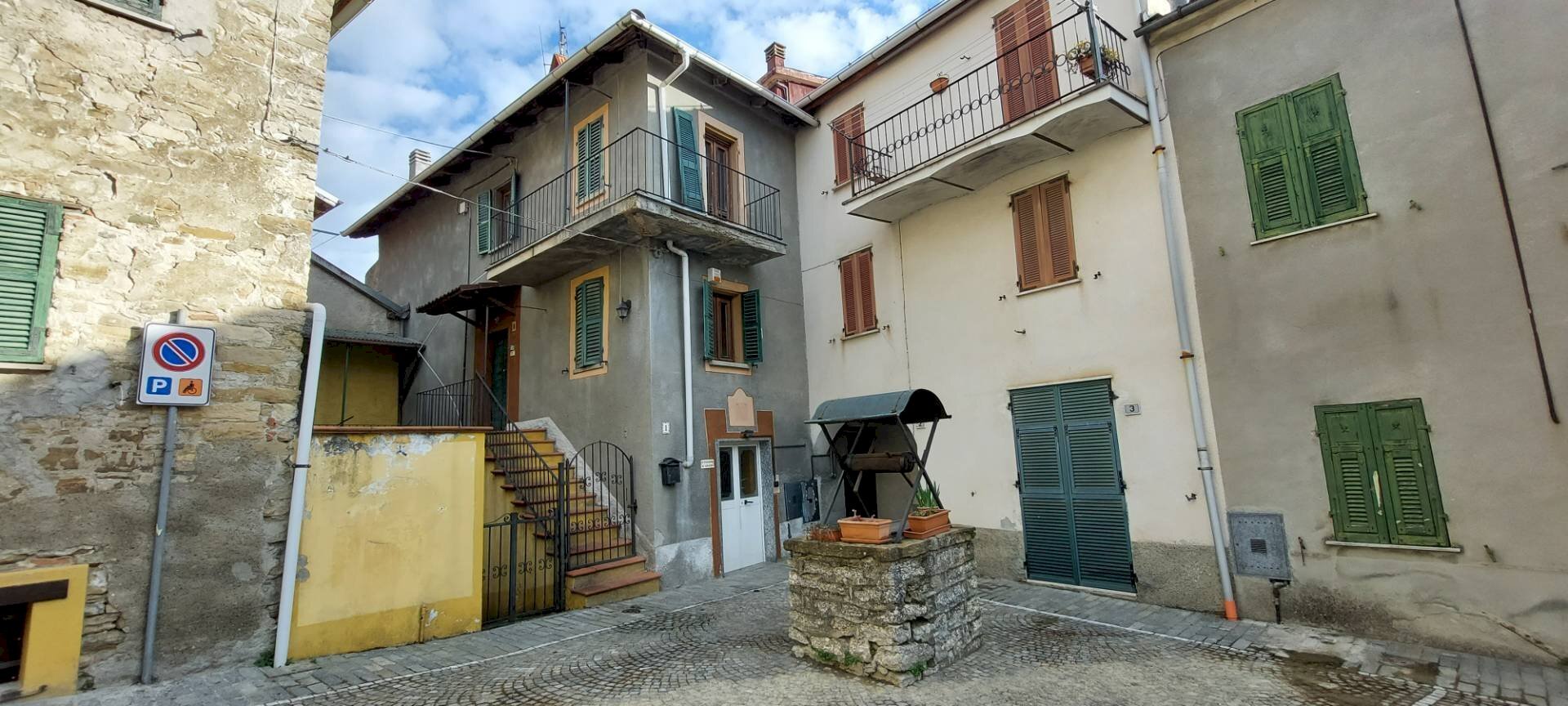 Casa indipendente Piazzetta San Bernardo, Ponzone - foto 1