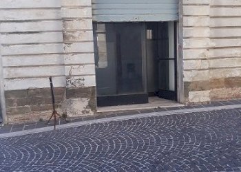 20190627_100836.jpg - Magazzino Orsogna - foto 1