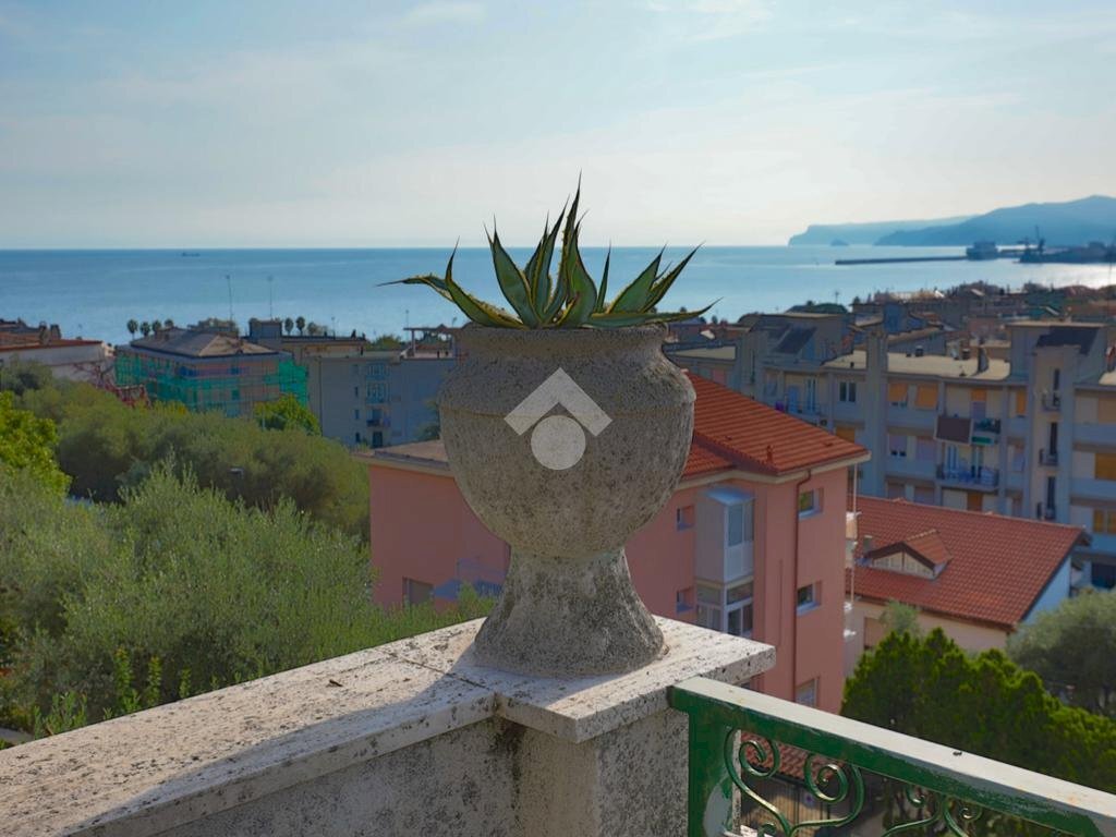 Villa Via Giovanni Lanfranco, Albisola Superiore - foto 1
