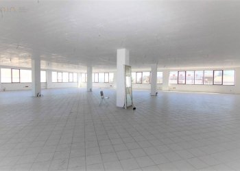 Ufficio via valtellina, San Benedetto del Tronto - foto 2