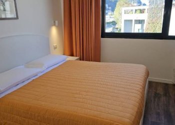 Camera da letto - Appartamento viale Innocenzo XI, 77, Como - foto 2