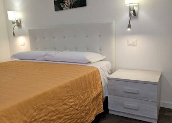 Camera da letto - Appartamento viale Innocenzo XI, 77, Como - foto 11